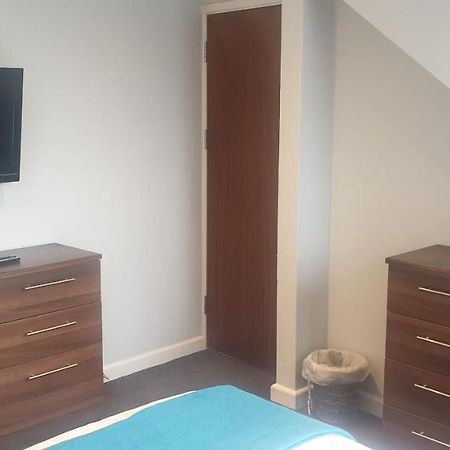 Lockinbar Holiday Apartments Tenby Ngoại thất bức ảnh