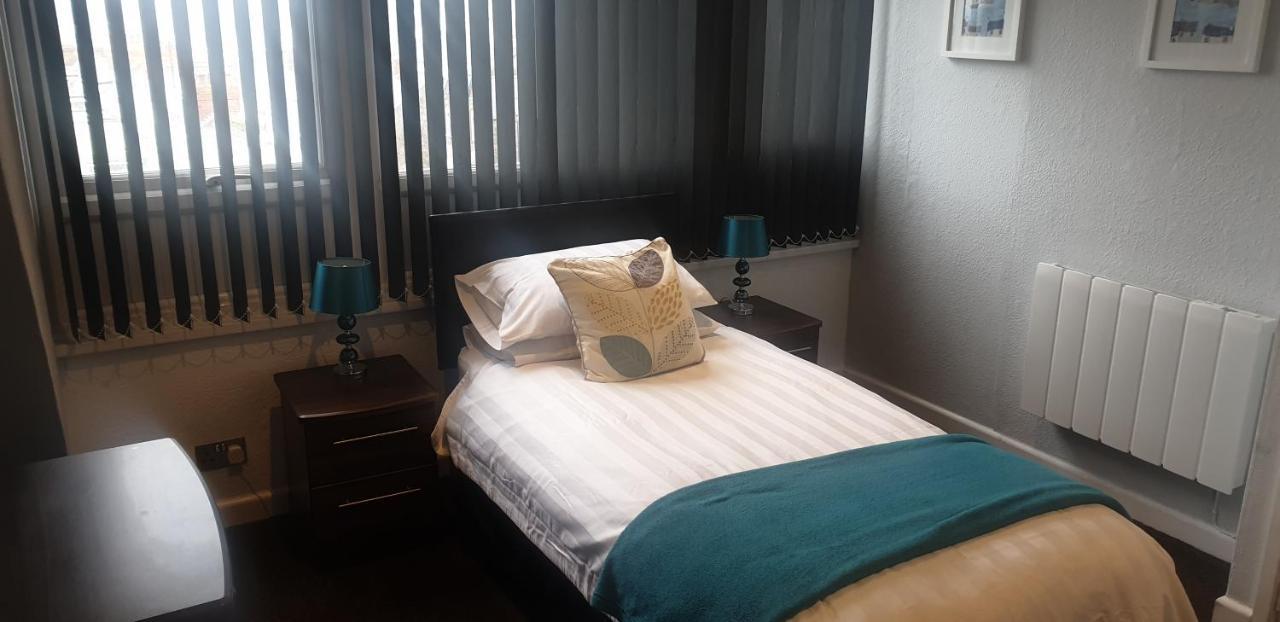 Lockinbar Holiday Apartments Tenby Ngoại thất bức ảnh