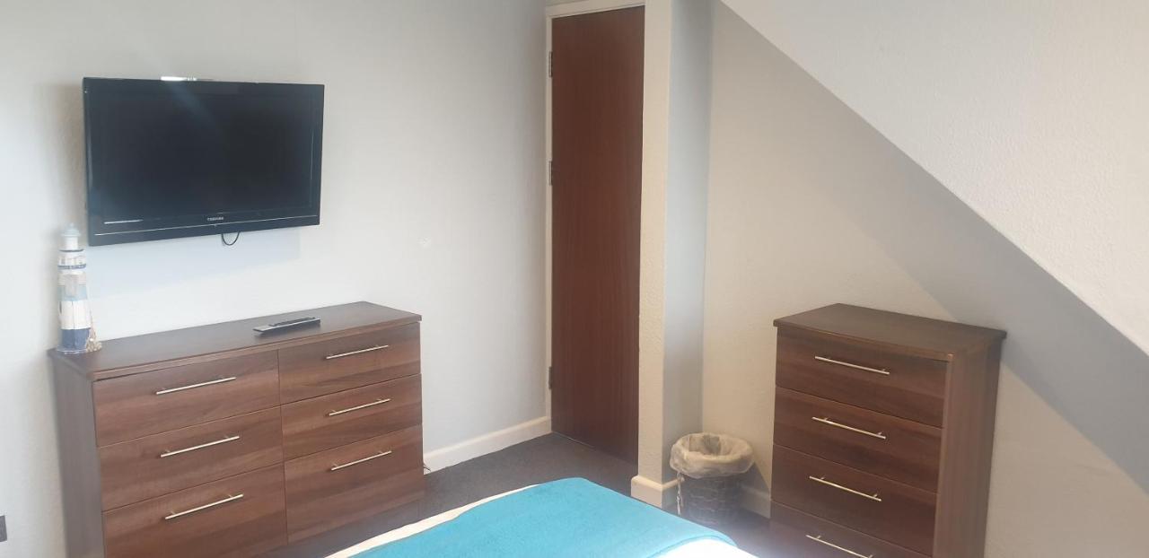 Lockinbar Holiday Apartments Tenby Ngoại thất bức ảnh
