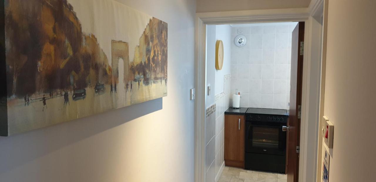 Lockinbar Holiday Apartments Tenby Ngoại thất bức ảnh