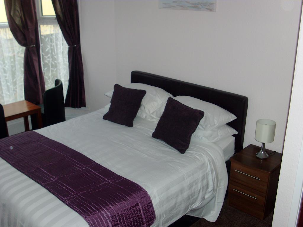 Lockinbar Holiday Apartments Tenby Phòng bức ảnh