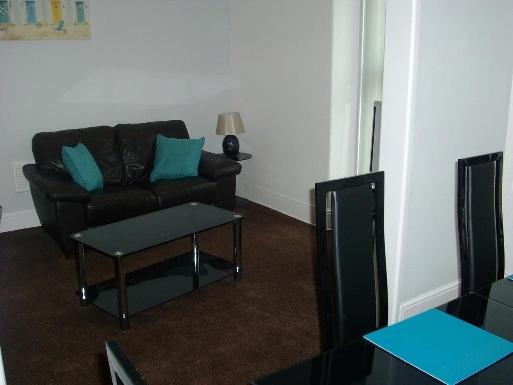 Lockinbar Holiday Apartments Tenby Ngoại thất bức ảnh