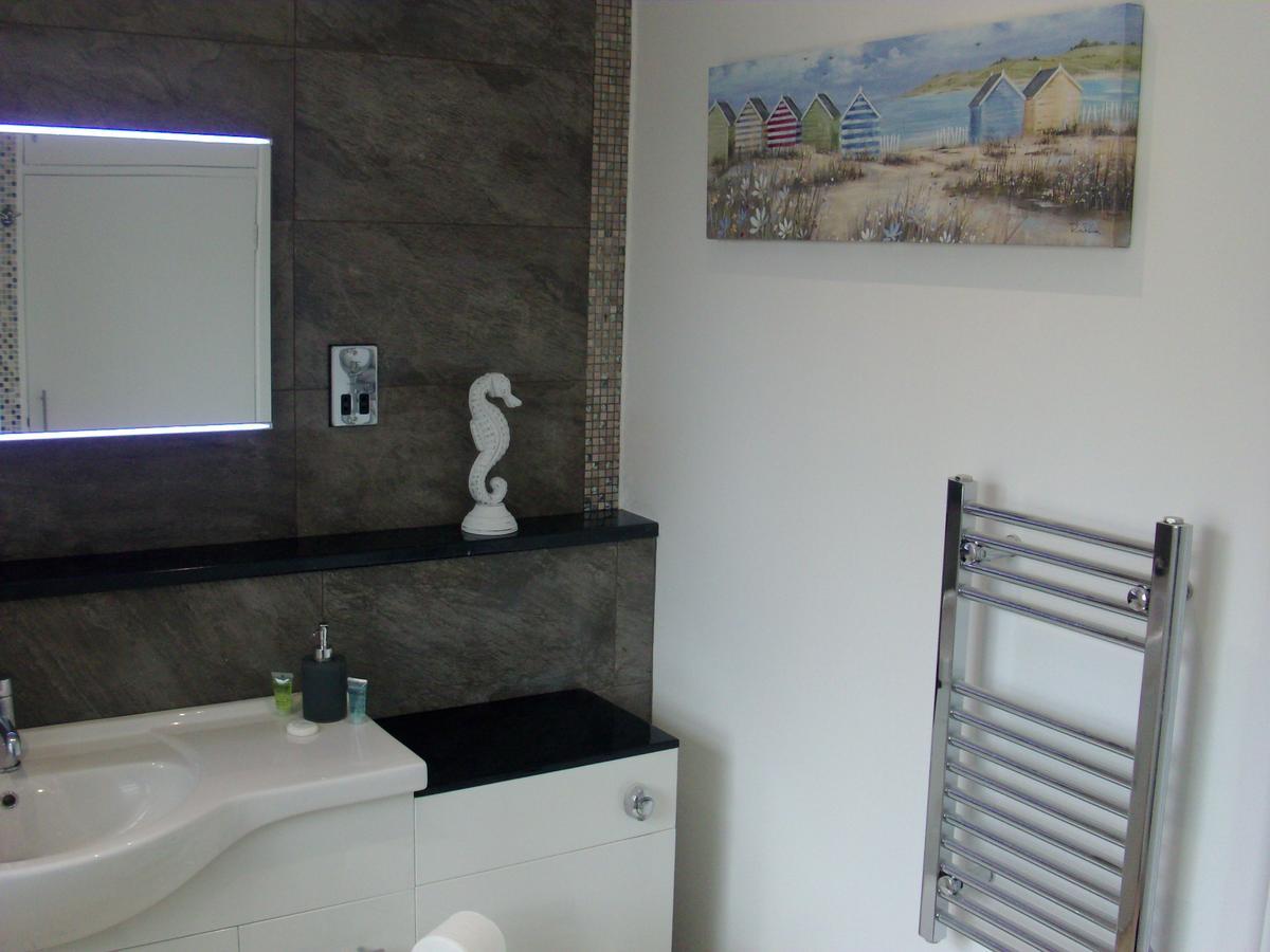 Lockinbar Holiday Apartments Tenby Ngoại thất bức ảnh